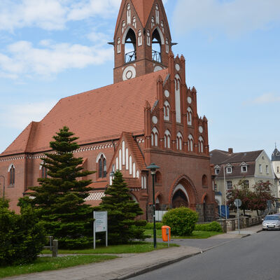 Katholische Kirche "Maria Rosenkranzkönigin"