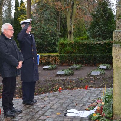 Bild vergr&ouml;&szlig;ern: Volkstrauertag 2025