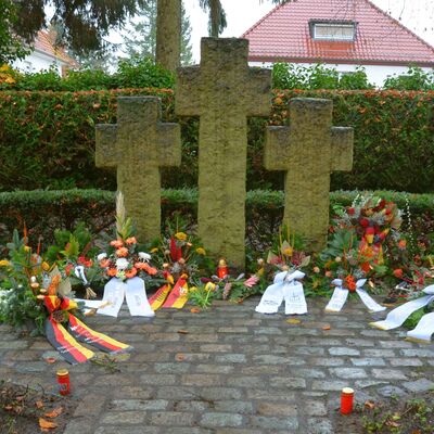 Bild vergr&ouml;&szlig;ern: Volkstrauertag 2025