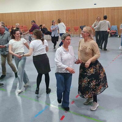 Bild vergr&ouml;&szlig;ern: Gemütliches Beisammensein