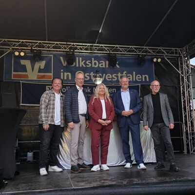 Bild vergr&ouml;&szlig;ern: Eröffnung Stadtfest
